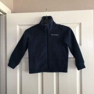 COLUMBIA KIDS SWEATERS CONSIDERED NEW